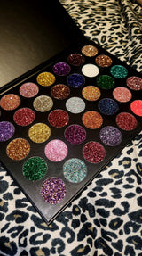 Bling Me OUT Eyeshadow Pallet