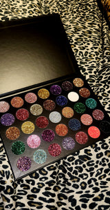 Bling Me OUT Eyeshadow Pallet